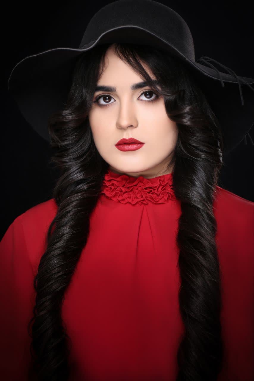 لعیا رشیدی